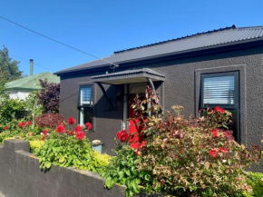 Roslyn Business Studio - 2 bedroom